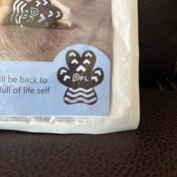 Anti-Slip Dog Paw Protector Pads - Picture 4 of 6